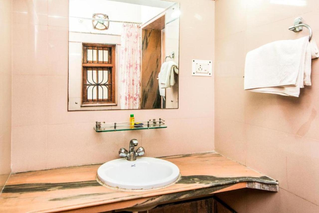 Hotel Ullash Residency Salt Lake Kolkata - Fully-Air-Conditioned-Hotel Spacious-Room With-Parking-Facility Salt Lake City Exterior photo